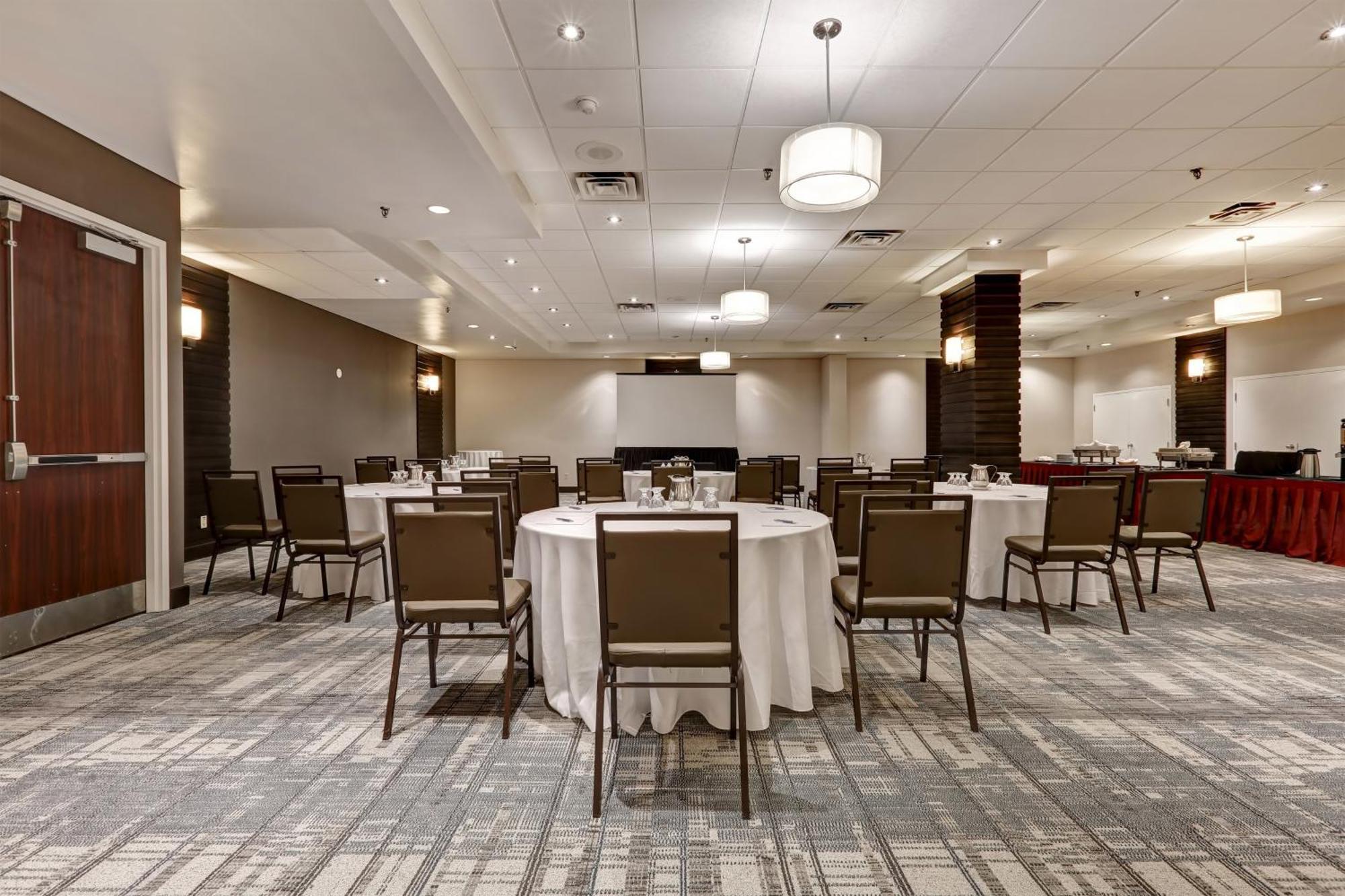 Four Points By Sheraton Toronto Mississauga Exteriör bild