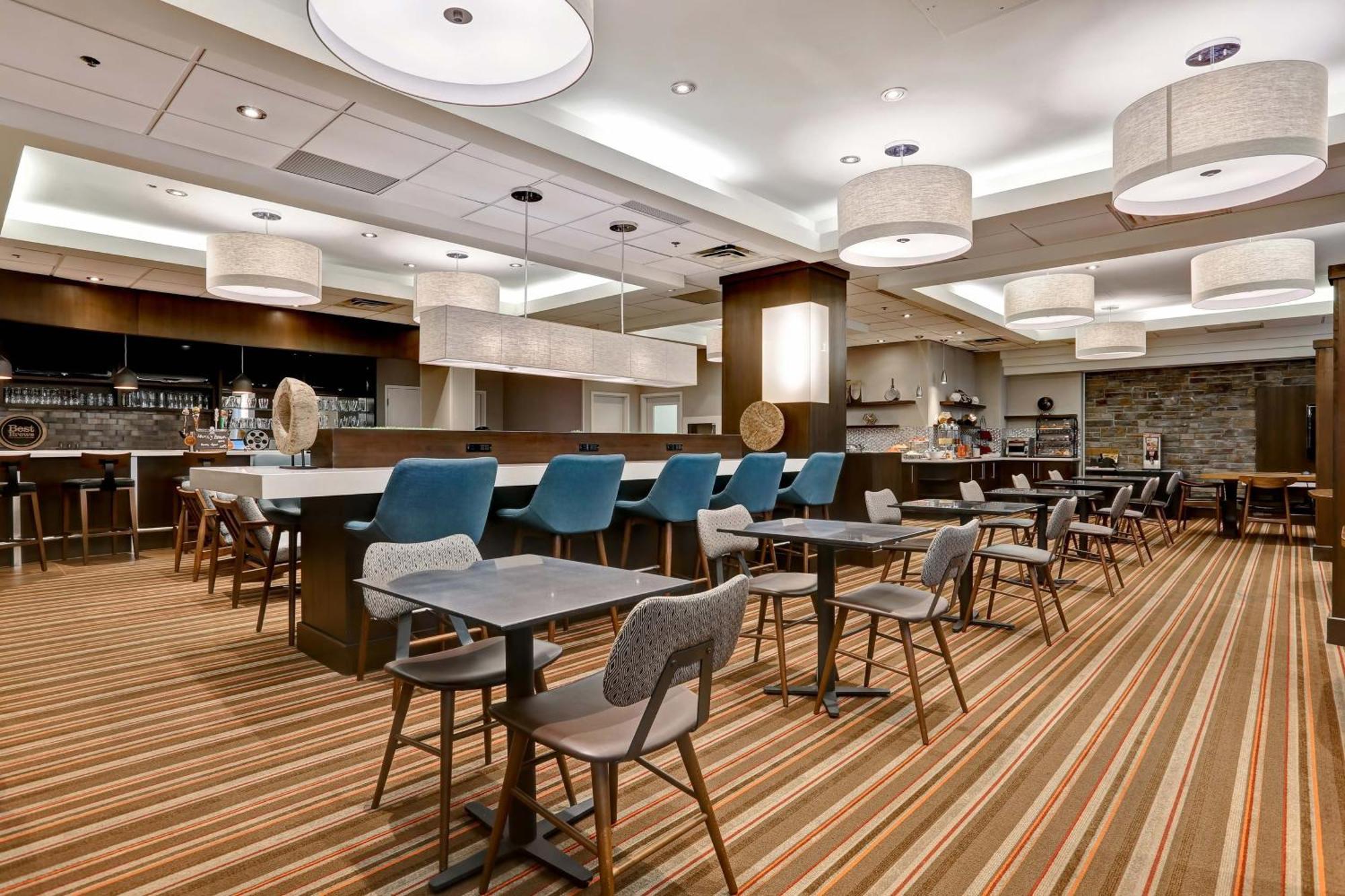 Four Points By Sheraton Toronto Mississauga Exteriör bild