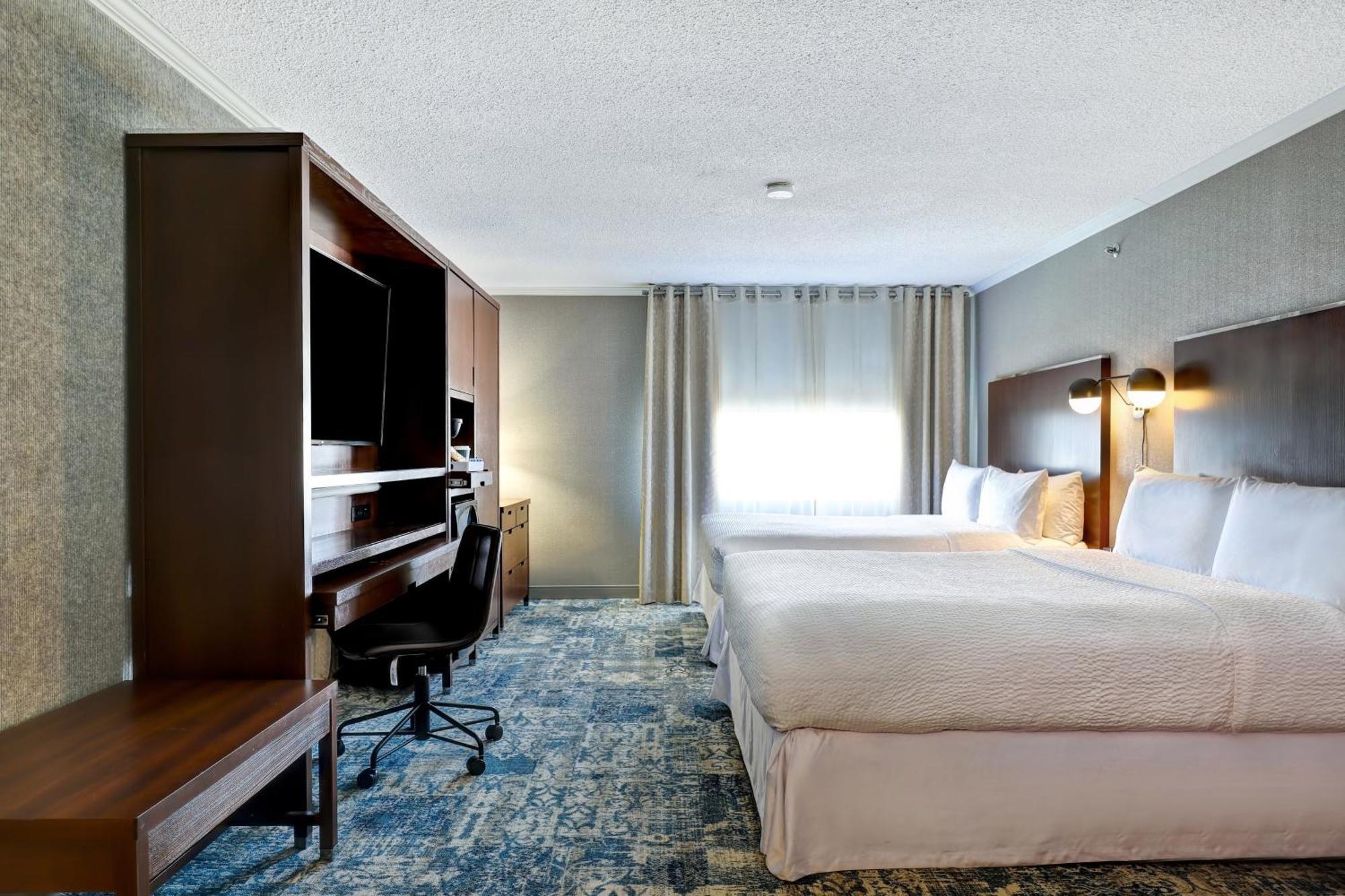 Four Points By Sheraton Toronto Mississauga Exteriör bild